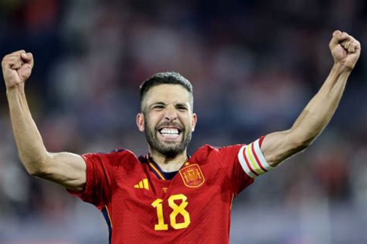 Jordi Alba Net Worth | Celebrity Net Worth