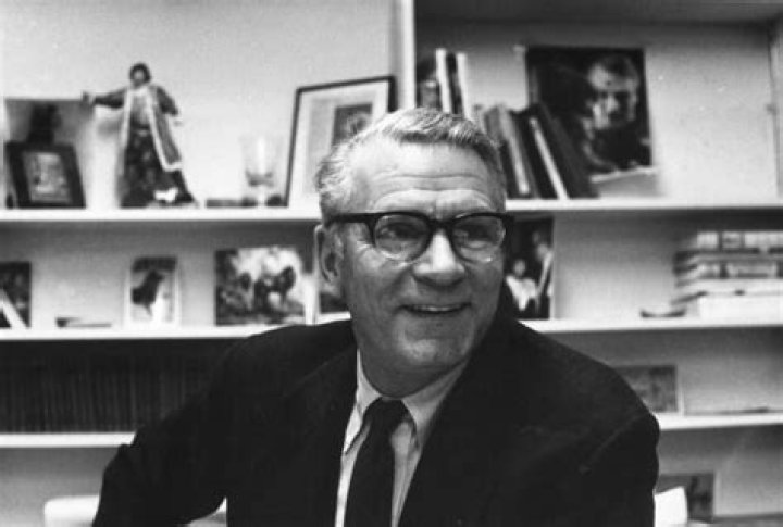 Laurence Olivier Net Worth | Celebrity Net Worth