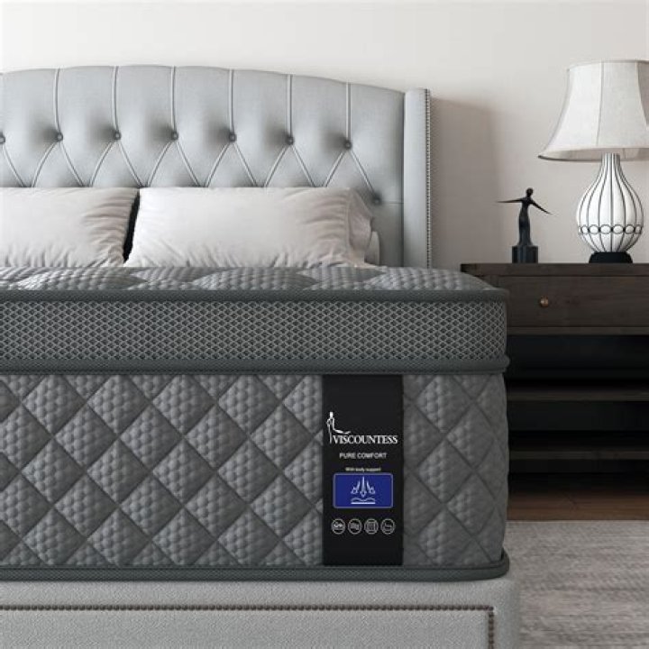 This Is What $20 Million Stuffed In A Mattress Looks Like